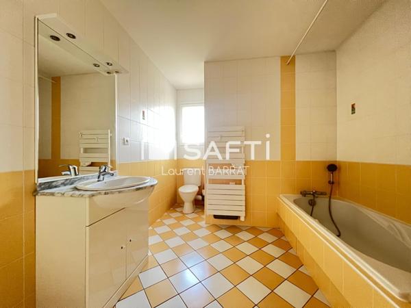 Ravissante villa avec chambre avec salle d'eau en rez-de-chaussée