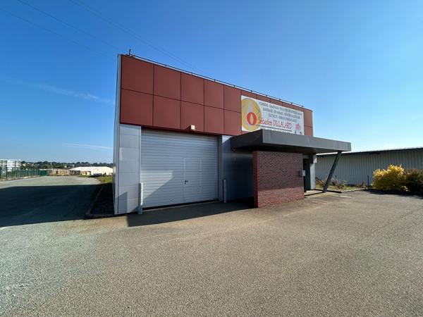 PROCHE MAYENNE - A VENDRE - BATIMENT D'ACTIVITE - 230 m² , Villaines la juhel PROCHE MAYENNE - A VENDRE - BATIMENT D'ACTIVITE - 230 m² , Villaines la juhel