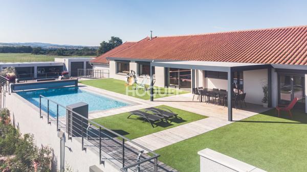 Maison d'exception avec volumes généreux- Plaine du Forez