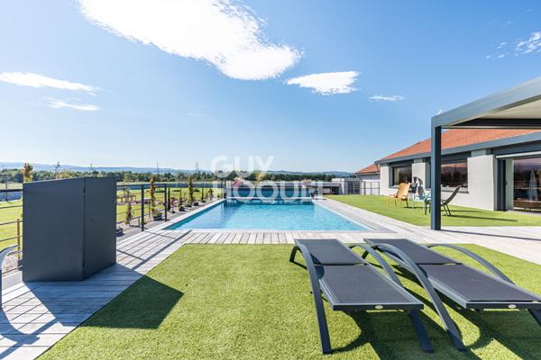 Maison d'exception avec volumes généreux- Plaine du Forez