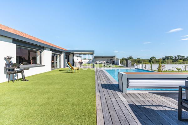 Maison d'exception avec volumes généreux- Plaine du Forez