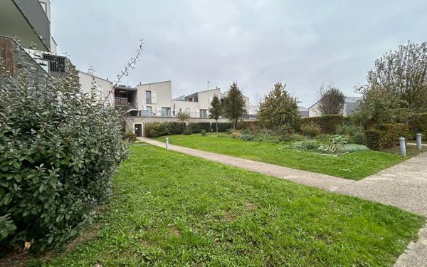 Appartement à vendre    2 pièces • 40,70 m2 Bois-d'Arcy