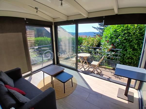 Venez découvrir votre maison, qui vous offre un grand confort de vie avec son exterieur extremement plaisant, avec son superbe terrain paysagé, se réveiller dans un écrin de verdure, prendre le petit déjeuner sur votre terrasse face a un environnement apaisant, sur une parcelle de 1258m2 clos.
Imaginez vous.....cette maison qui vous propose: une entrée avec un placard, dotés de très beaux volumes, une très belle pièce vie de 65m2 baigné de lumière avec une cuisine intégrée ouverte sur séjour-salon et deux accès sur terrasse et jardin ( store électrique ) + cellier,
une chambre parentale avec salle d'eau, un cabinet de toilette,  une salle d'eau,  un espace buanderie et  un grand studio récent de 35m2 meublé avec une entrée indépendante, comprenant une cuisine équipée, une chambre avec salle d'eau, buanderie, placard et une véranda sur un balcon et sa vue plaisante sur jardin (voir photo).
A l'étage, vous trouvez une grande mezzanine avec vide sur pièce de vie, trois chambres (chaque chambre ayant un split mural avec clim+ volets exterieurs motorisés), une salle de bains avec une baignoire et 2 vasques, un cabinet de toilette.
Votre maison vous propose un chauffage basse consommation en aérothermie + clim réversible de 2022 air-air, un poele au bois, une couverture de 2015+ chaineau+ grande isolation sous toiture, une charpente traditionnelle, un kit panneaux solaire de 2021, véranda de 2020, une grande cave, une piscine chauffante de 8x4 avec dome, un portail d'entrée motorisé, une alarme.
Une maison spacieuse et bien agencé avec des prestations de qualité, pour vous apporter un réel confort au quotidien!
Et si vous faisiez le choix de la qualité de vie?
Les honoraires sont inclus charge vendeur.
Renseignements et rendez vous du lundi au samedi de 8h à 20 h