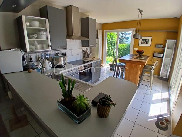 Venez découvrir votre maison, qui vous offre un grand confort de vie avec son exterieur extremement plaisant, avec son superbe terrain paysagé, se réveiller dans un écrin de verdure, prendre le petit déjeuner sur votre terrasse face a un environnement apaisant, sur une parcelle de 1258m2 clos.
Imaginez vous.....cette maison qui vous propose: une entrée avec un placard, dotés de très beaux volumes, une très belle pièce vie de 65m2 baigné de lumière avec une cuisine intégrée ouverte sur séjour-salon et deux accès sur terrasse et jardin ( store électrique ) + cellier,
une chambre parentale avec salle d'eau, un cabinet de toilette,  une salle d'eau,  un espace buanderie et  un grand studio récent de 35m2 meublé avec une entrée indépendante, comprenant une cuisine équipée, une chambre avec salle d'eau, buanderie, placard et une véranda sur un balcon et sa vue plaisante sur jardin (voir photo).
A l'étage, vous trouvez une grande mezzanine avec vide sur pièce de vie, trois chambres (chaque chambre ayant un split mural avec clim+ volets exterieurs motorisés), une salle de bains avec une baignoire et 2 vasques, un cabinet de toilette.
Votre maison vous propose un chauffage basse consommation en aérothermie + clim réversible de 2022 air-air, un poele au bois, une couverture de 2015+ chaineau+ grande isolation sous toiture, une charpente traditionnelle, un kit panneaux solaire de 2021, véranda de 2020, une grande cave, une piscine chauffante de 8x4 avec dome, un portail d'entrée motorisé, une alarme.
Une maison spacieuse et bien agencé avec des prestations de qualité, pour vous apporter un réel confort au quotidien!
Et si vous faisiez le choix de la qualité de vie?
Les honoraires sont inclus charge vendeur.
Renseignements et rendez vous du lundi au samedi de 8h à 20 h