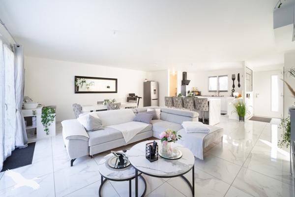 Maison à vendre |                                       Saint-Yzan-de-Soudiac |                                        5 pièces  |  115 m²