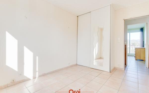 Appartement à vendre    4 pièces • 77 m2 Marseille 13