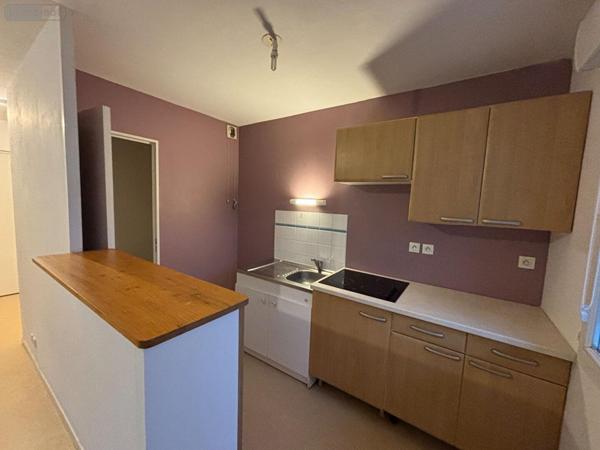 Appartement à louer à Rennes en Ille-et-Vilaine (35000), ref : 804   
BOURG L'EVÊQUE
