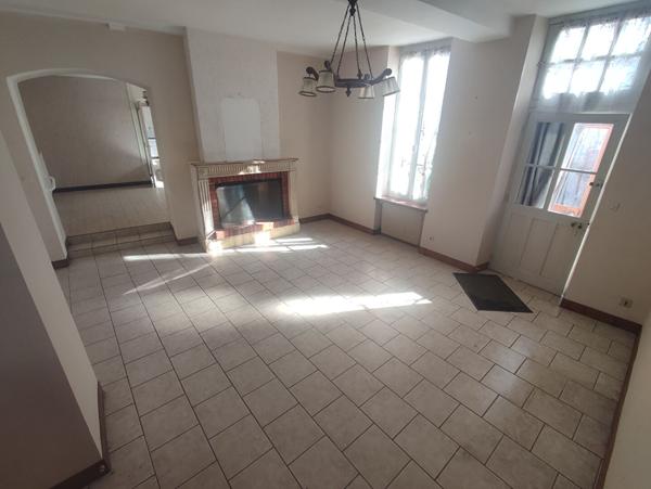 Maison - 6 pièces - 126 m²