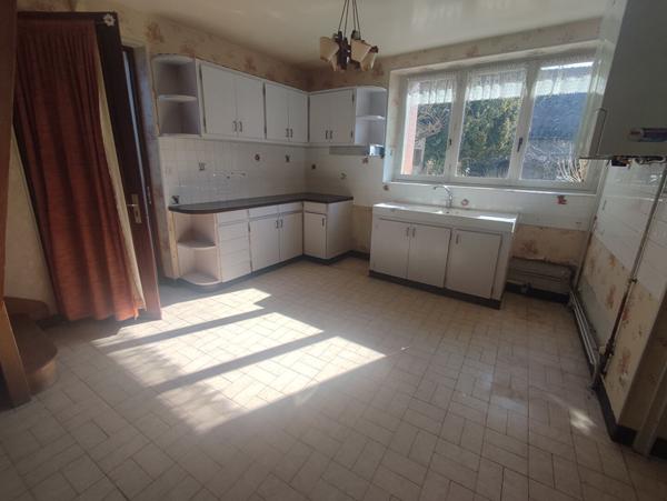 Maison - 6 pièces - 126 m²