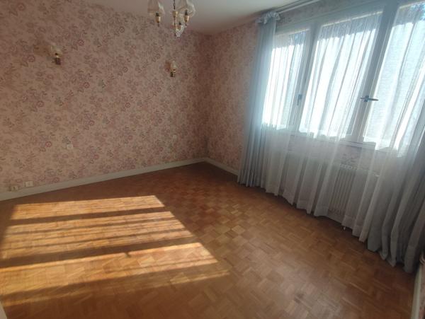 Maison - 6 pièces - 126 m²