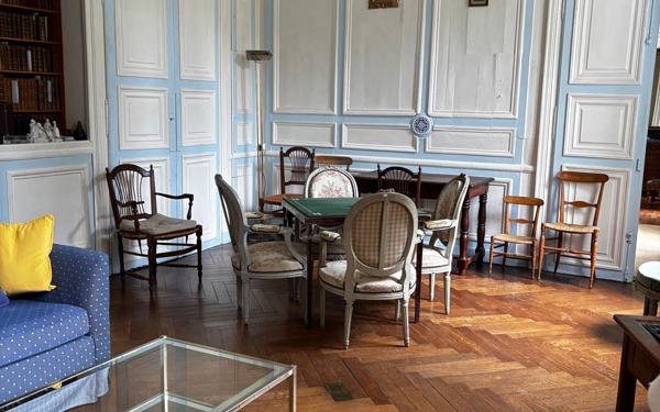 Maison à vendre    8 pièces • 224 m2 Compiègne