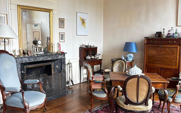 Maison à vendre    8 pièces • 224 m2 Compiègne