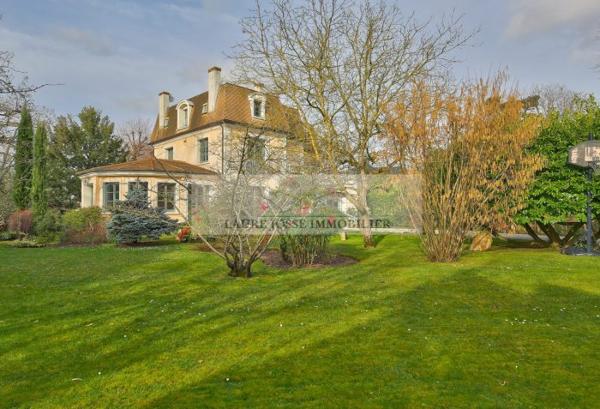 Maison villa Le Vésinet 350 m²