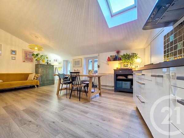 Appartement F4 à vendre  4 pièces - 93,31 m2 CREMIEU - 38