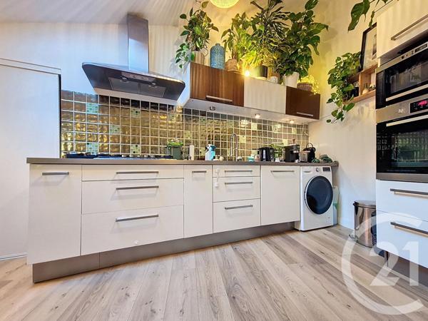 Appartement F4 à vendre  4 pièces - 93,31 m2 CREMIEU - 38