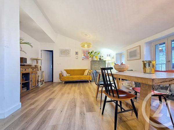 Appartement F4 à vendre  4 pièces - 93,31 m2 CREMIEU - 38