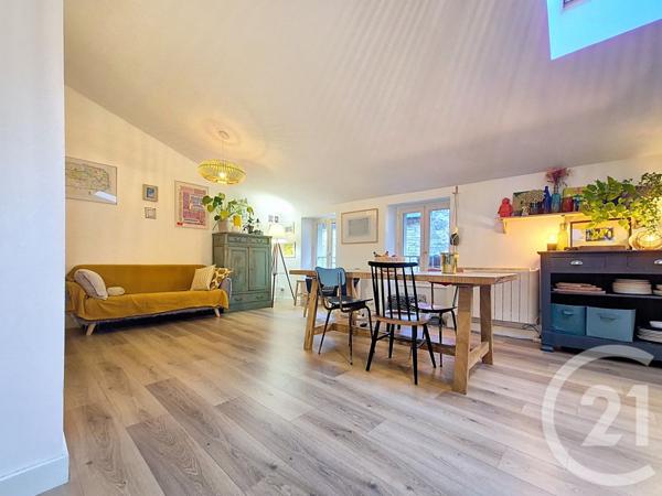 Appartement F4 à vendre  4 pièces - 93,31 m2 CREMIEU - 38
