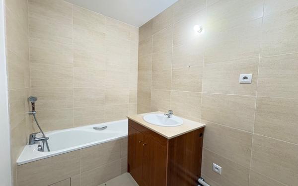 Appartement à vendre    4 pièces • 68 m2 Luzarches