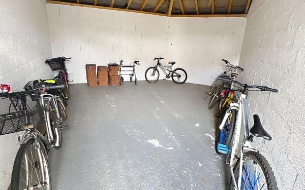 Appartement à vendre    3 pièces • 75,60 m2 Lons