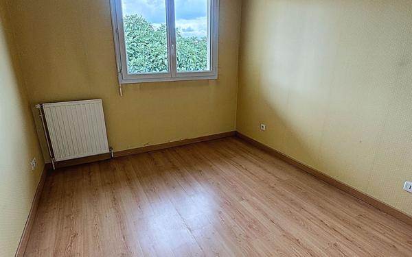 Appartement à vendre    3 pièces • 75,60 m2 Lons