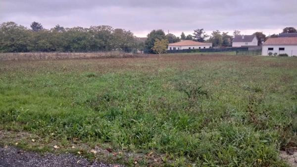 Terrain Neuville, 1425m2
