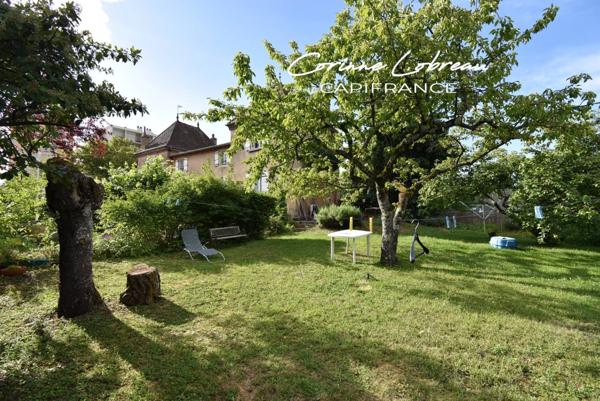 A vendre à MACON maison bourgeoise