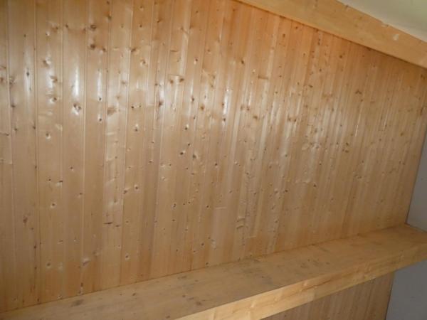 Corp de ferme rénové T8 d'environ 210 m² habitables et 100m² de sous-sol / garage, sur une parcelle de 1262m²