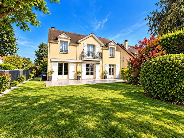 Maison Conflans Sainte Honorine 7 pièce(s) 145 m2 649 000 € **  - Référence  8417