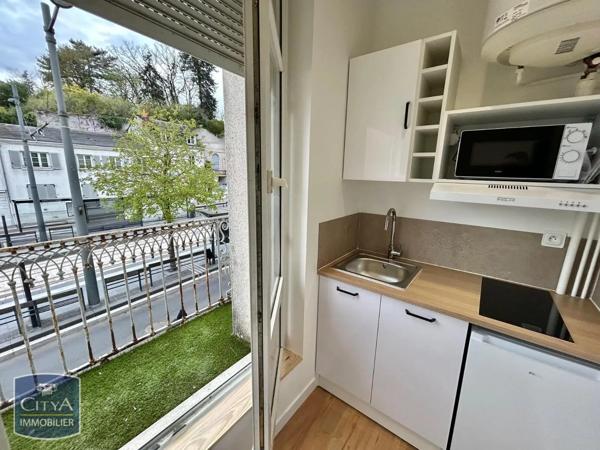 Appartement à louer 1 pièce 21.63m² Tours (37100)