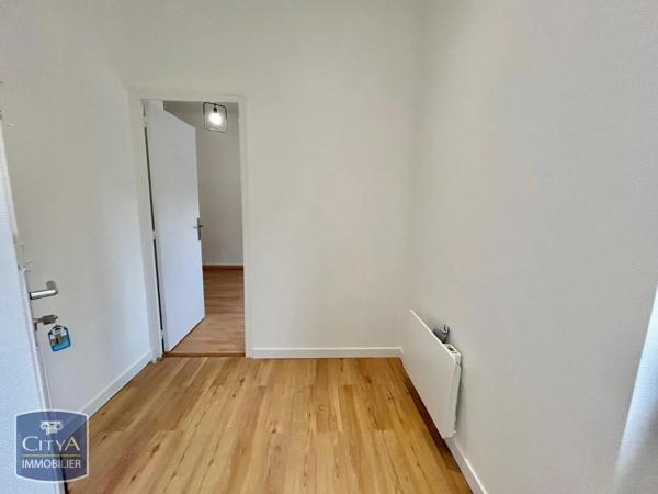 Appartement à louer 1 pièce 21.63m² Tours (37100)