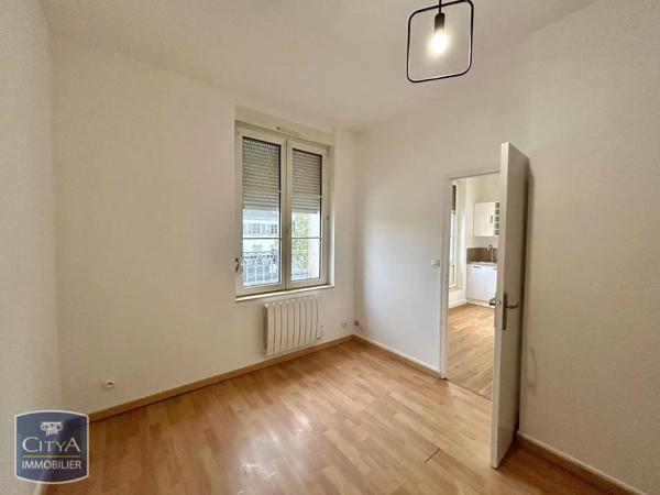 Appartement à louer 1 pièce 21.63m² Tours (37100)