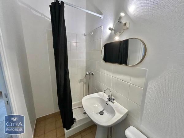 Appartement à louer 1 pièce 21.63m² Tours (37100)