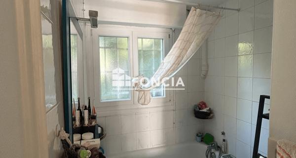 Location Appartement 5 pièces 95 m² - Caen 14000