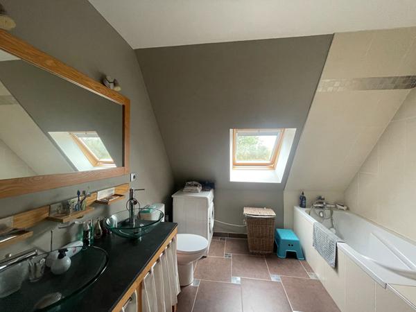 Plus de 9000 m² de terrain - au calme total, magnifique maison sans aucun travaux -