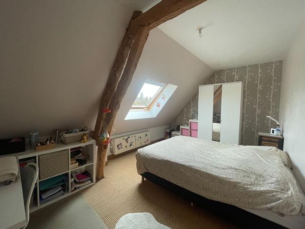 Plus de 9000 m² de terrain - au calme total, magnifique maison sans aucun travaux -