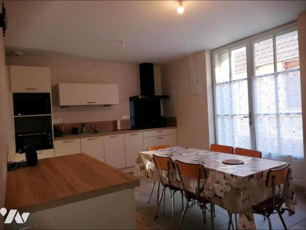 MAISON DE BOURG RENOVEE