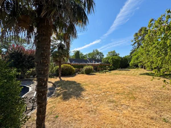 Vente                                                      Maison
                        
                     7 pièces                      170 m2                     à Thorigny-sur-Marne