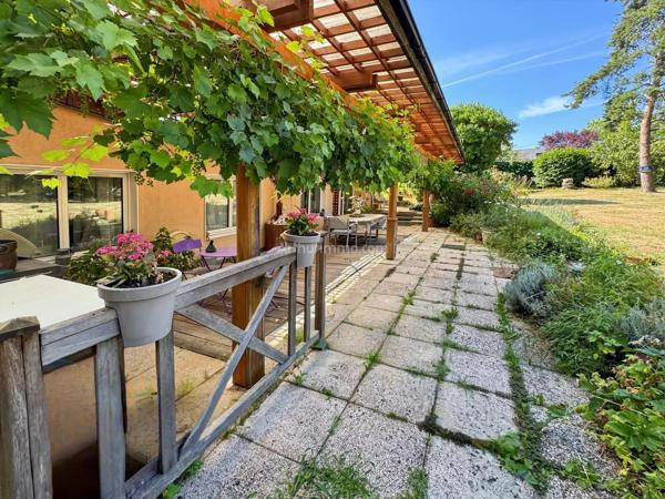 Vente                                                      Maison
                        
                     7 pièces                      170 m2                     à Thorigny-sur-Marne