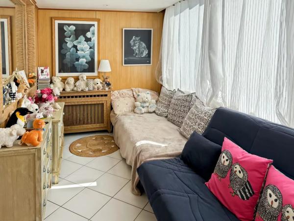 Vente                                                      Maison
                        
                     7 pièces                      170 m2                     à Thorigny-sur-Marne
