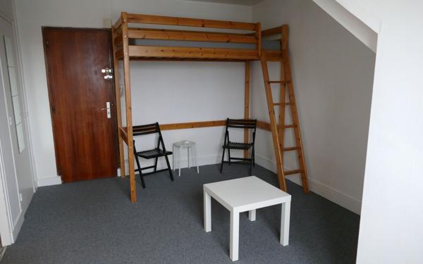 Appartement à vendre    2 pièces • 19,90 m2 Tours