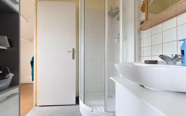 Appartement à vendre    2 pièces • 19,90 m2 Tours