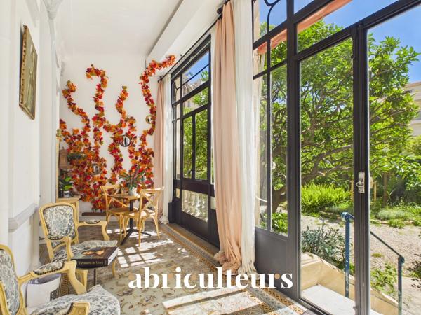 Loft de caractère de 66 m² Plein sud sur jardin Palais niçois