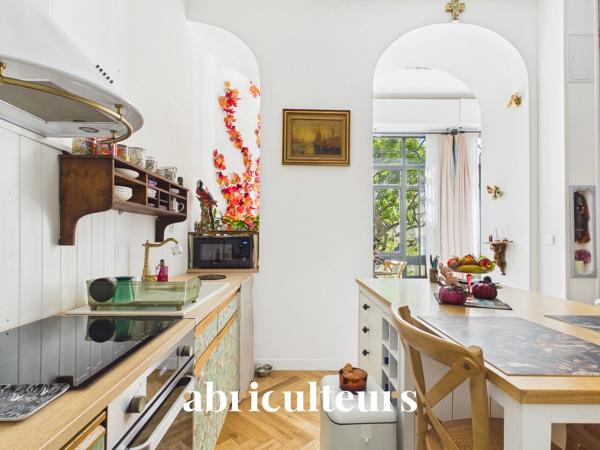 Loft de caractère de 66 m² Plein sud sur jardin Palais niçois