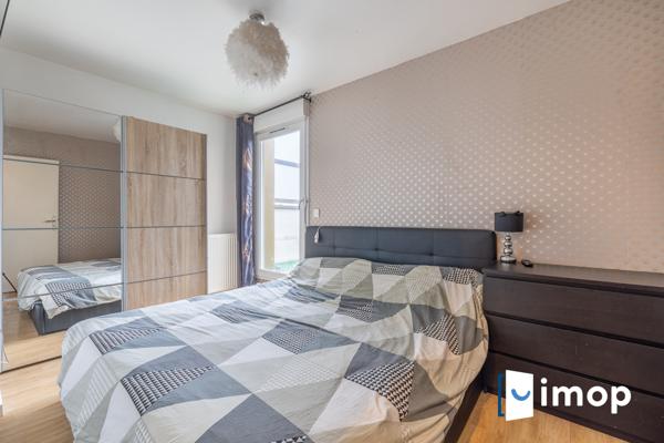 Beau duplex avec terrasse proche T9