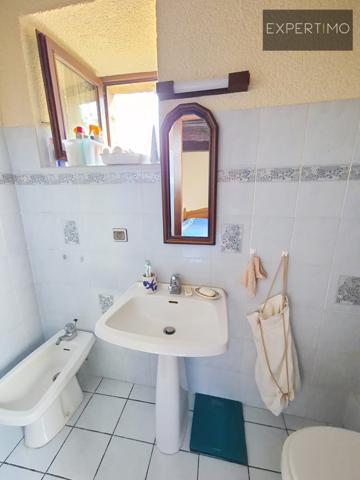 Cassagnes-Bégonhès (12120) Maison de caractères alliant charmes et traditions