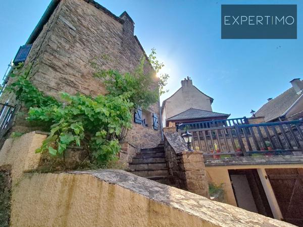 Cassagnes-Bégonhès (12120) Maison de caractères alliant charmes et traditions