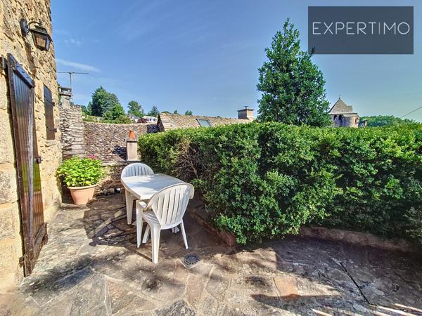 Cassagnes-Bégonhès (12120) Maison de caractères alliant charmes et traditions