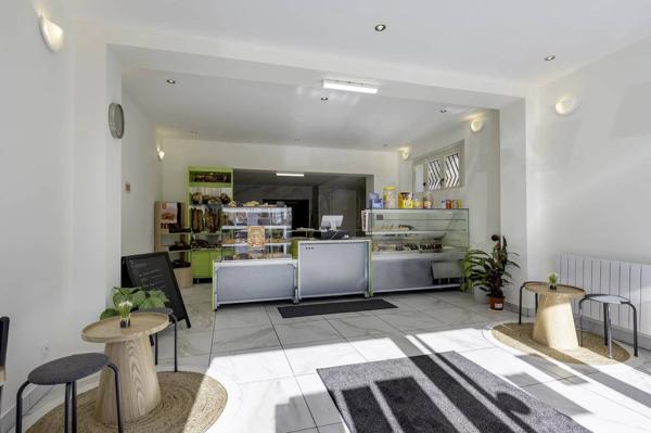 MURS COMMERCIAUX LOUÉS – BOULANGERIE EN ACTIVITÉ