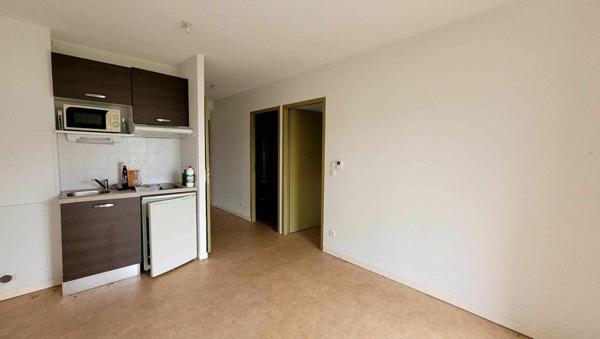 Appartement à vendre    2 pièces • 57 m2 Herry