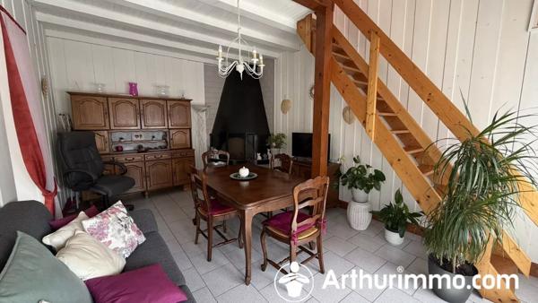 Vente                                                      Maison
                        
                     4 pièces                      108 m2                     à Hérimoncourt